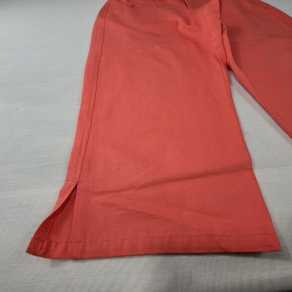 Liz Claiborne Coral Women Belted Capris - Picture 4 of 7